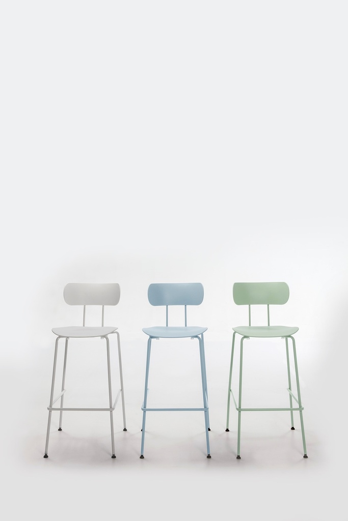 TABOURET FOX VERT CLAIRE  PIEDSVERT 43X55X79/108  POLYPROPYLENE ET PIEDS METAL