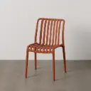 Chaise Terracotta en Polypropylène – Dim : 50x58x80 cm