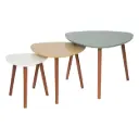 Lot de tables gigognes MILEO coloris vert, jaune ocre et blanc, plateaux MDF, pieds hévéa, dimensions L34/46/60 cm