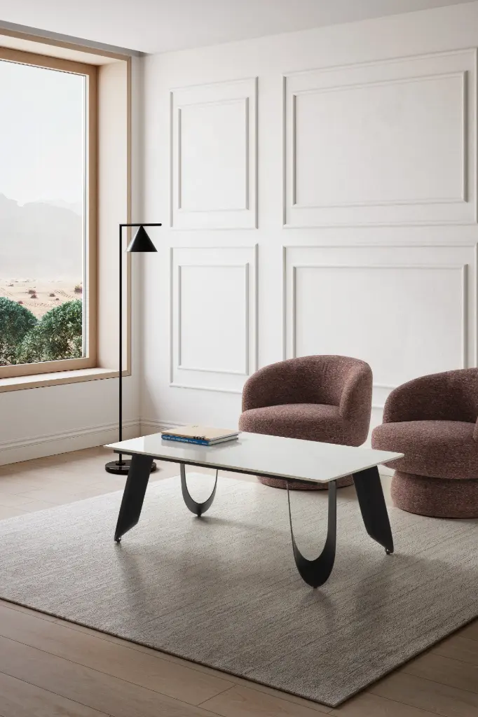 TABLE BASSE AILA 120 cm – Céramique Blanc – Pied Noir – Dim. L120 x P60 x H40 cm