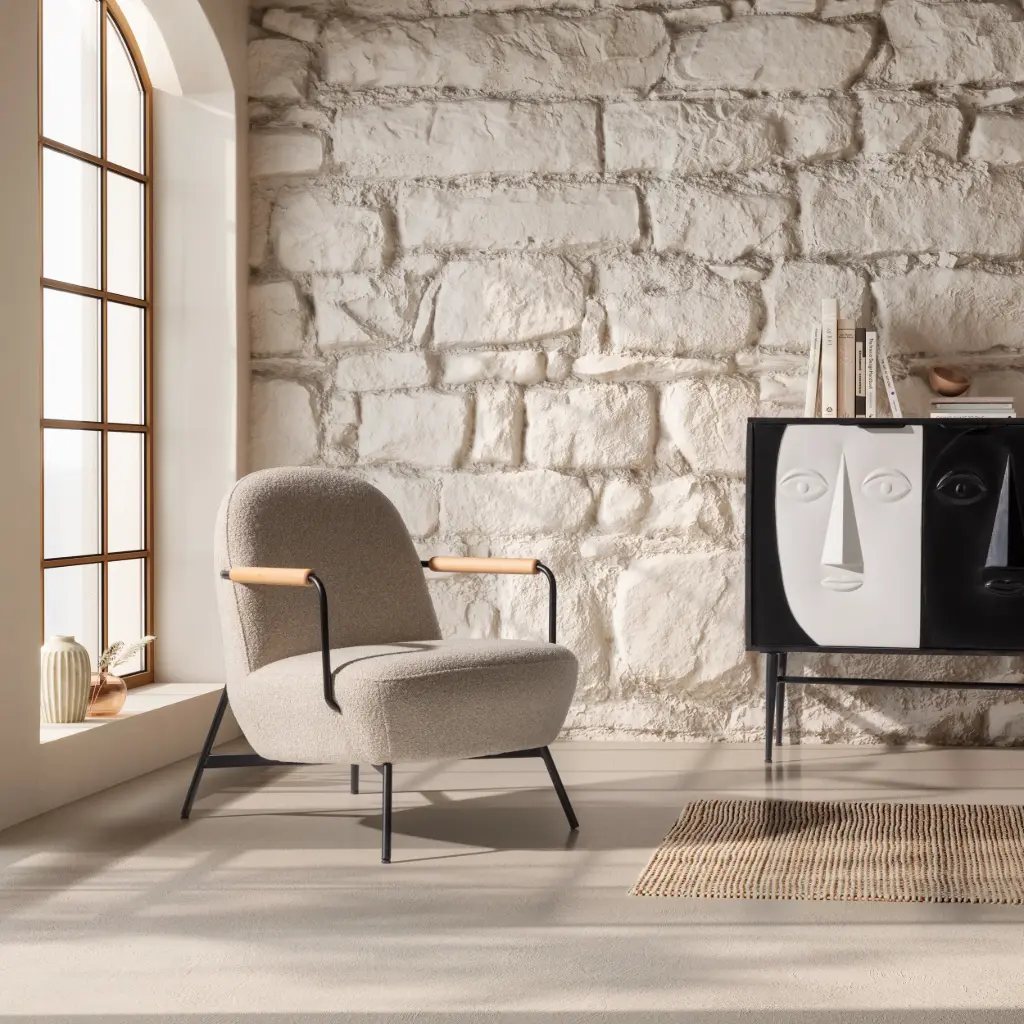 Fauteuil Regi beige, pieds noirs — L.74 X P.43/77 X H.116 CM